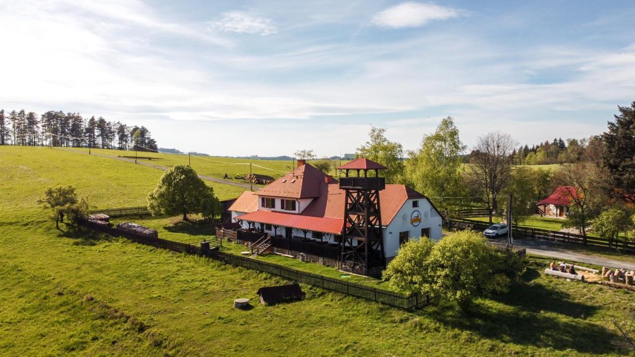 Ubytovani Na Przenskych Pasekach Mikuluvka Exterior foto