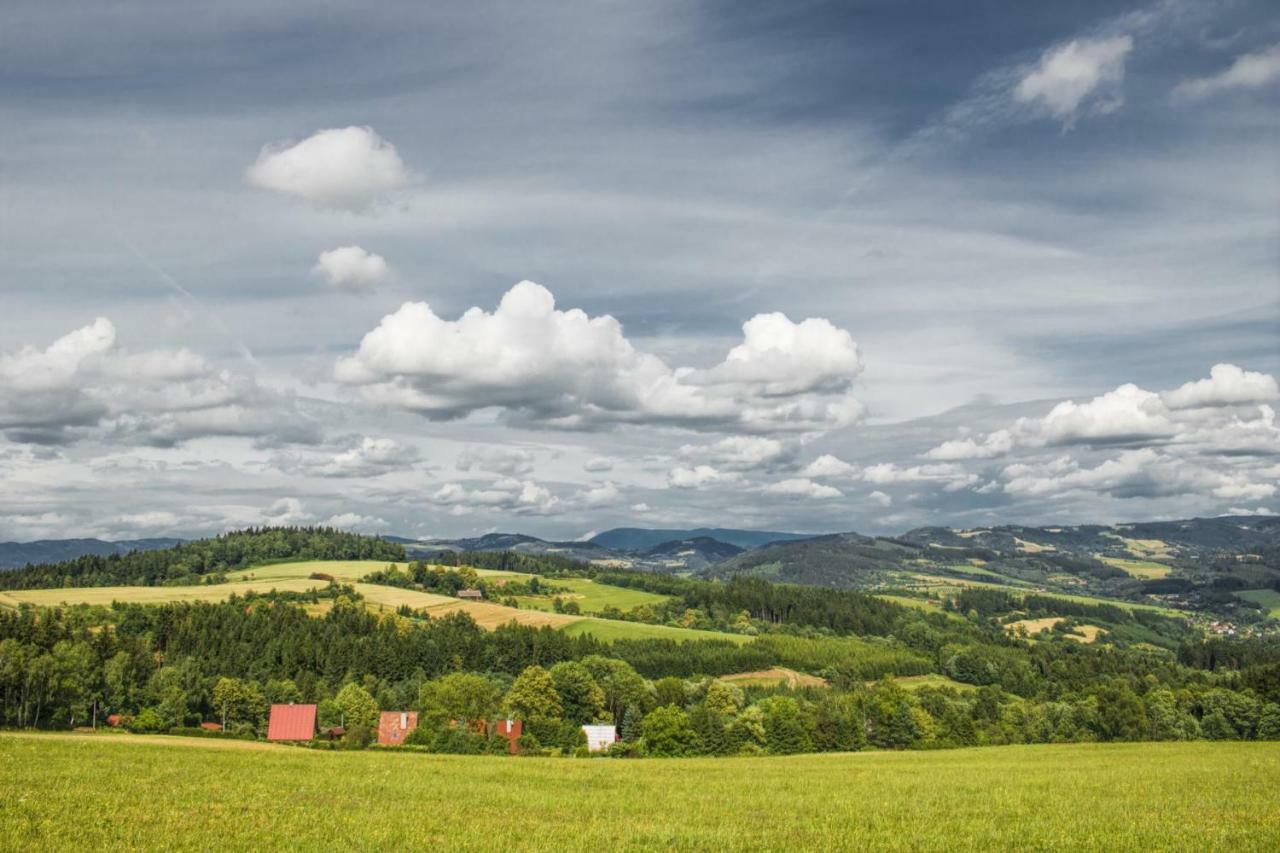 Ubytovani Na Przenskych Pasekach Mikuluvka Exterior foto